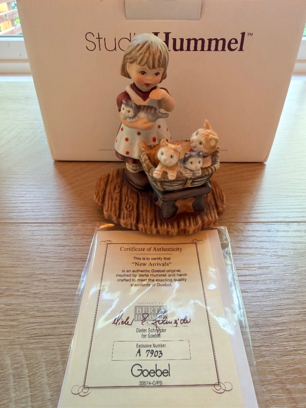 Hummel figure